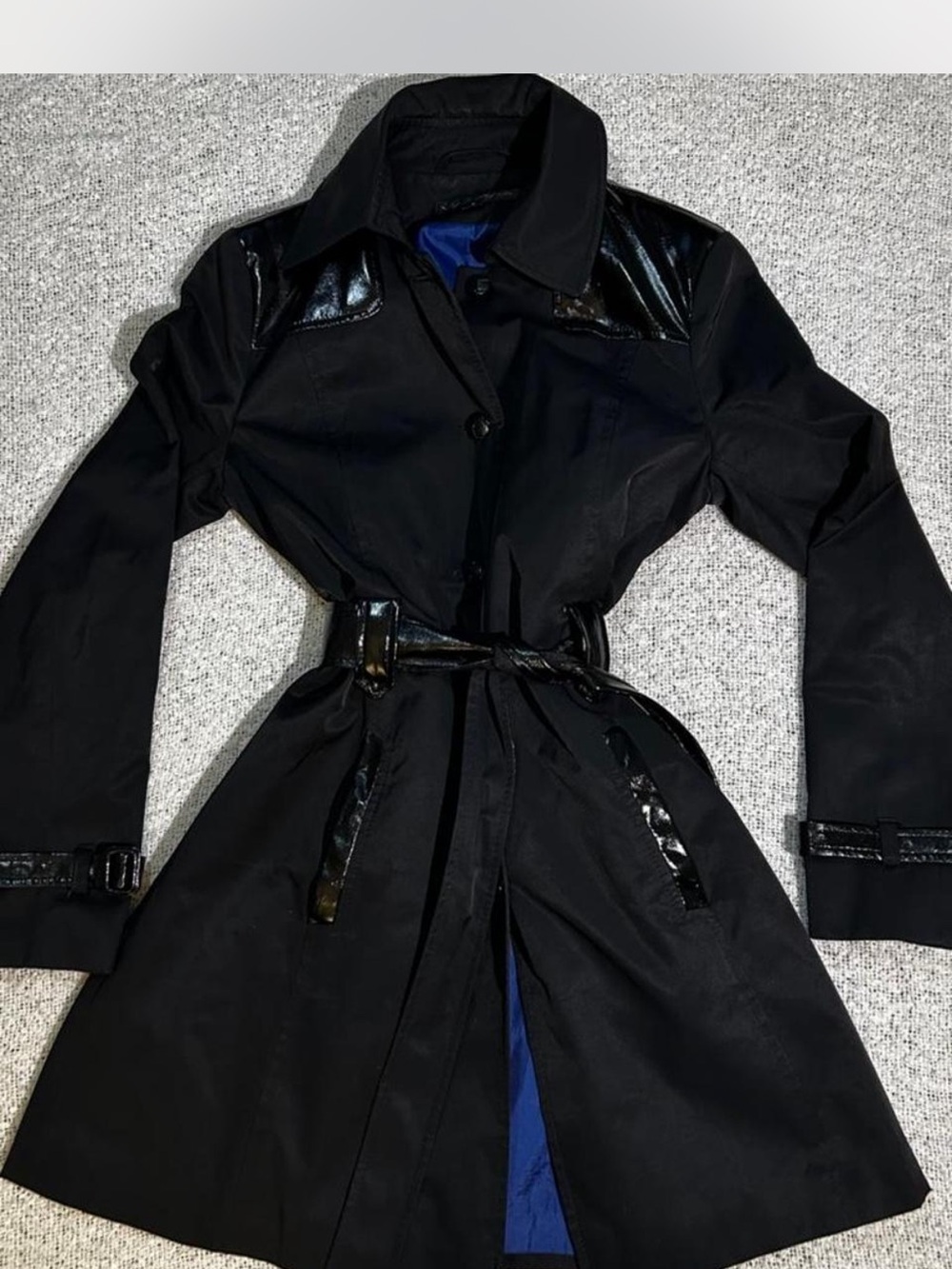 Via Spiga Black Trench Coat with Shiny Trim and Belt - Picture 5 of 5
